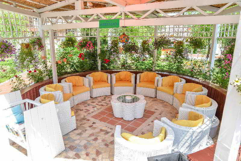 Phoenicia Aparthotel